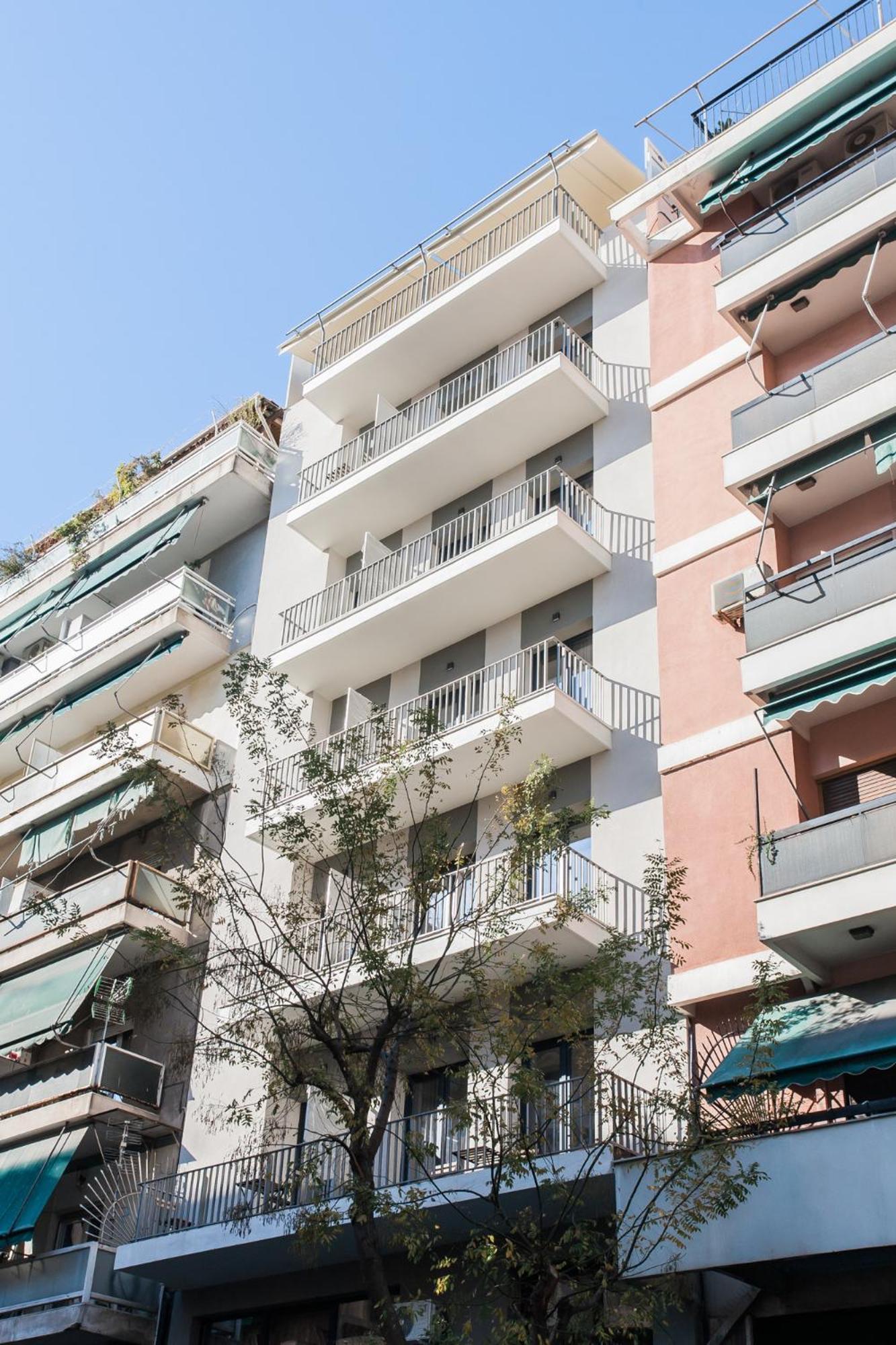 Wyz Piraeus Aparthotel Exterior photo